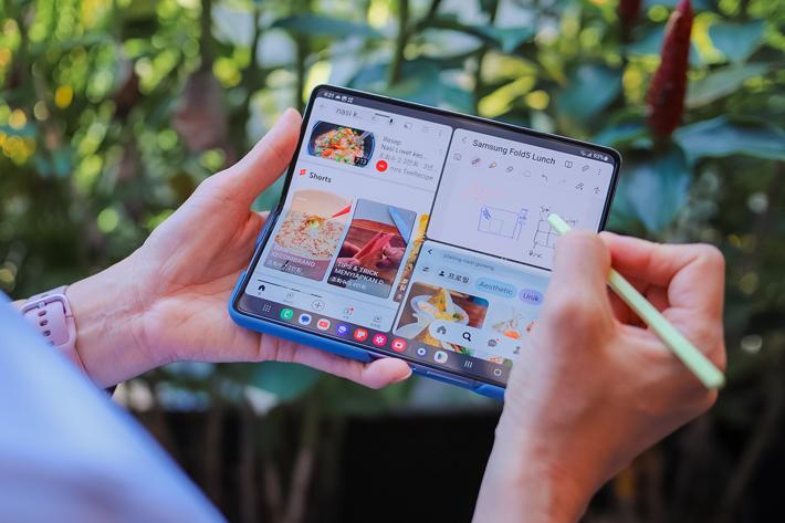 harga samsung galaxy z fold 5