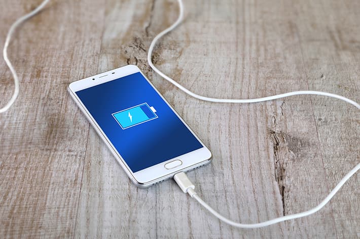 Cara Mempercepat Isi Baterai Tanpa Fitur Quick Charge