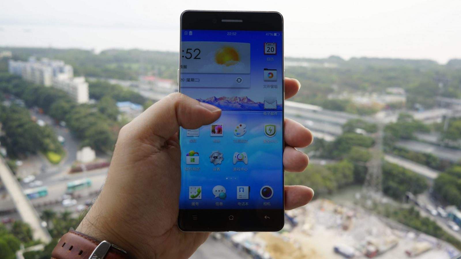 smartphone tanpa bezel