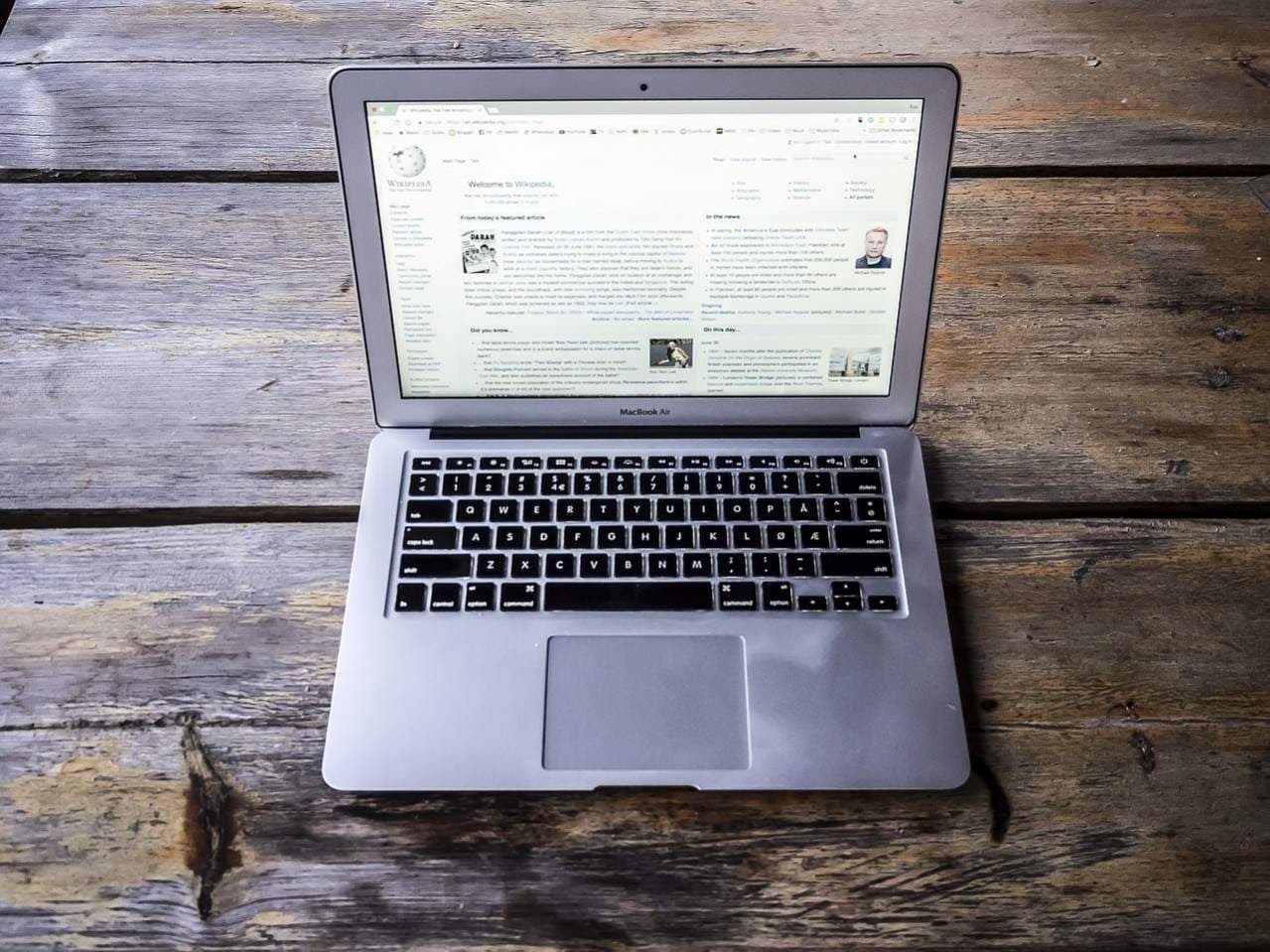 tipe laptop