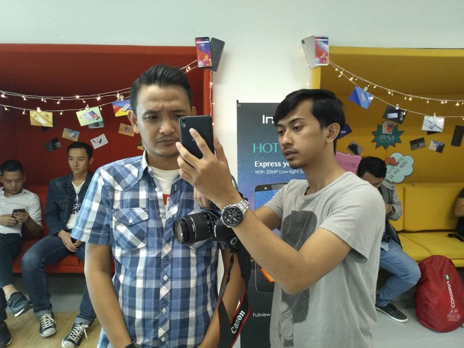 hasil foto infinix hot s3