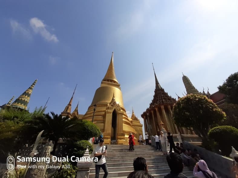 Hasil foto samsung galaxy a30