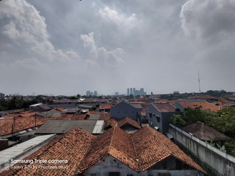 hasil foto samsung galaxy a70