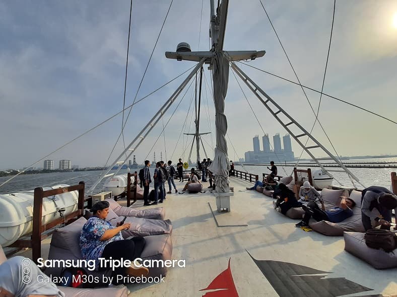 Review Samsung Galaxy M30s
