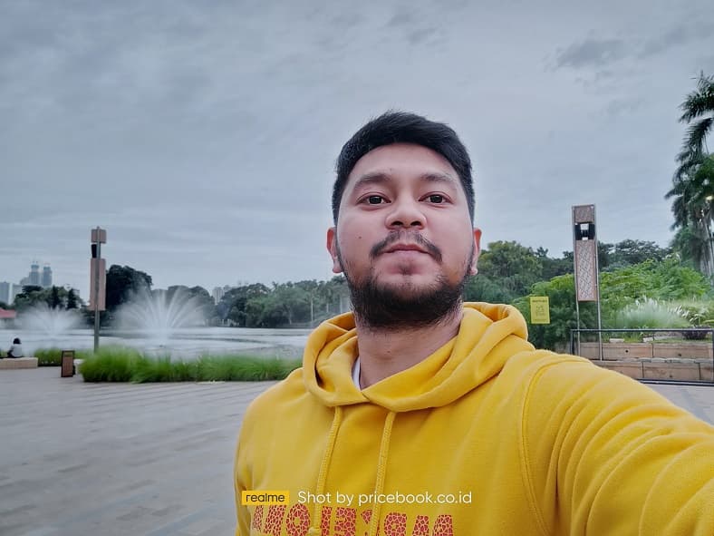 hasil foto realme 8