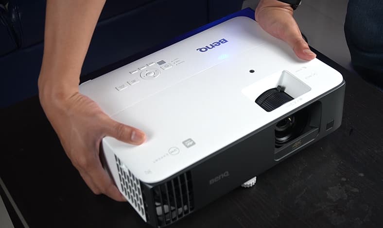 Review BenQ TK700STi