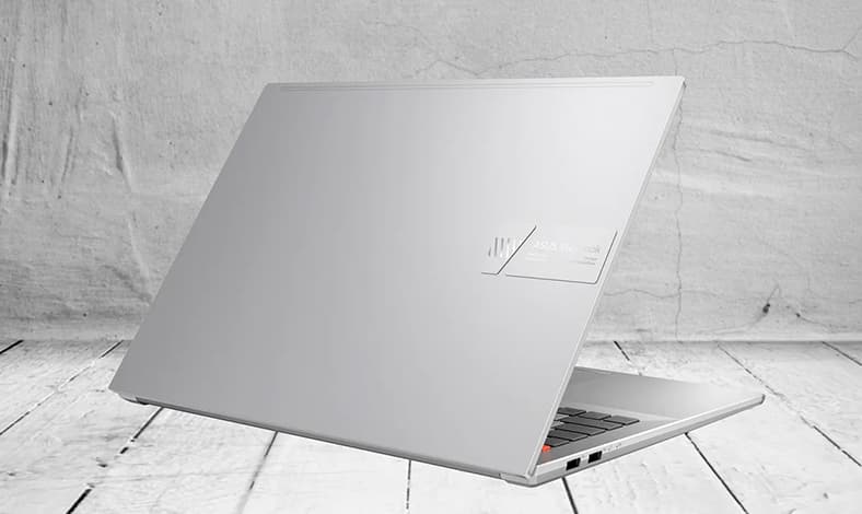 asus vivobook pro 16X M7600