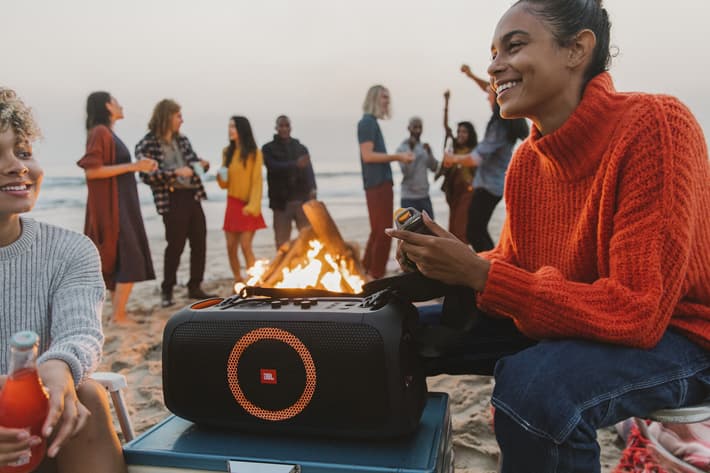 JBL Luncurkan PartyBox On-The-Go di Indonesia, Harga 4,5 Juta
