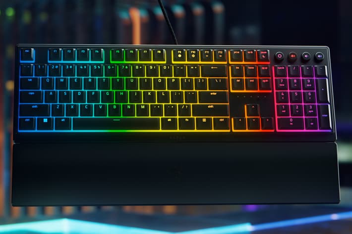 Razer Ornata V3, Keyboard Gaming dengan Teknologi Mecha-Membrane