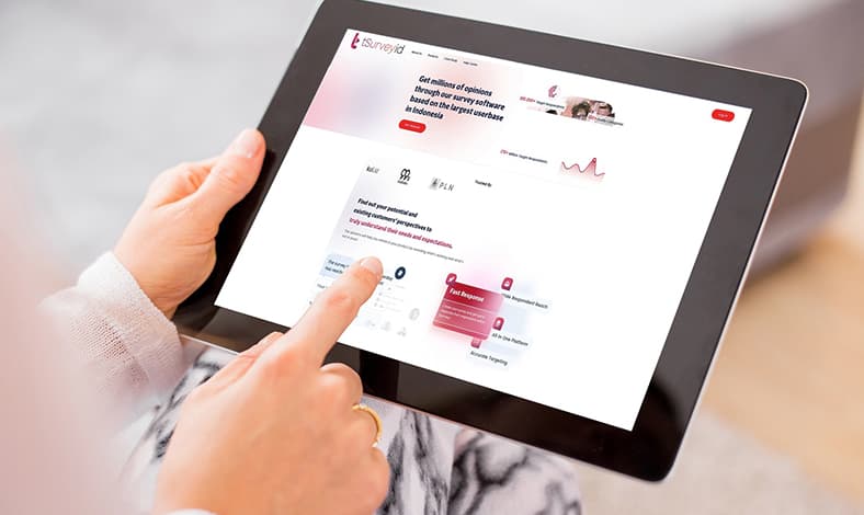tSurvey.id umumkan posisi ecommerce indonesia