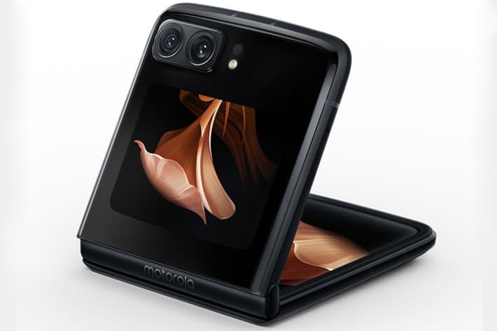 harga motorola razr 2022