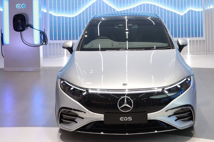 EQS 450+ AMG Line