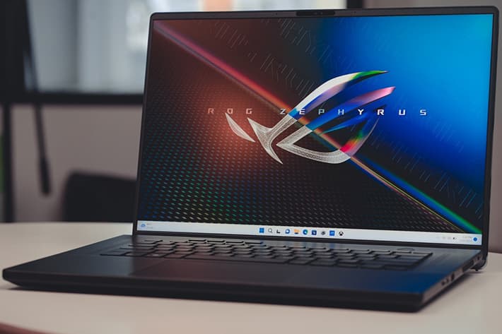 Review ROG Zephyrus M16