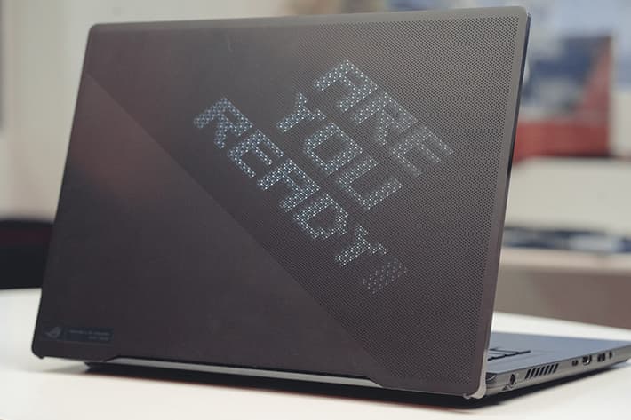 Review ROG Zephyrus M16