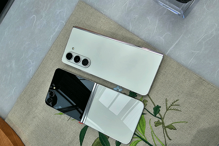 harga samsung galaxy flip 5