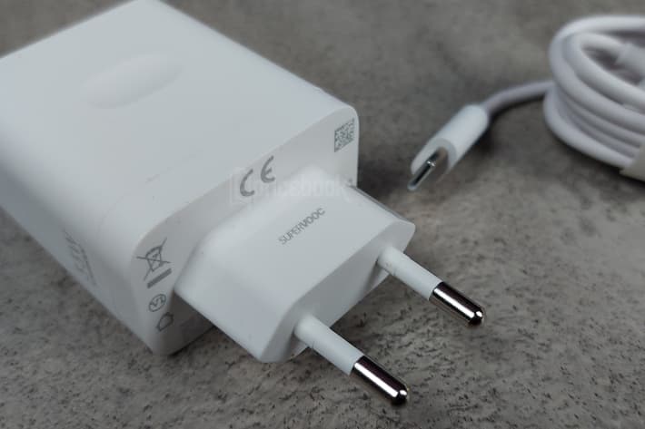 Review realme C51: Charging Cepat dan Fitur-fitur Terbaik di Sejutaan-10