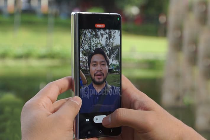 12 Hp Samsung Terbaik 2025 dengan Spek Tinggi-0