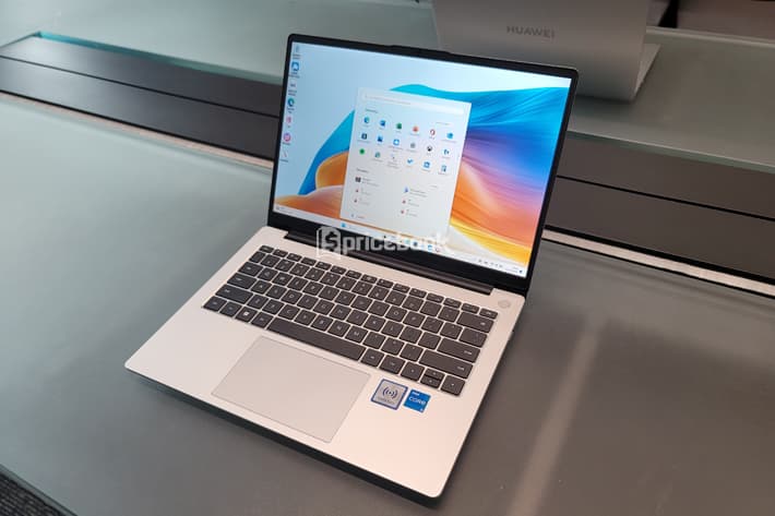 harga laptop huawei