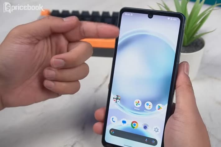 review Sharp Aquos Sense 8