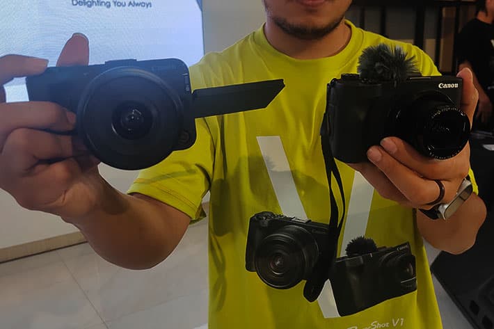 Canon EOS R50V dan PowerShot V1