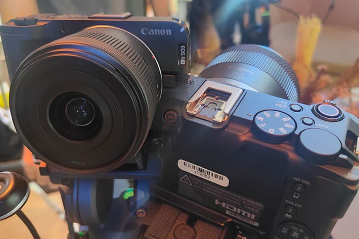 Canon EOS R50V