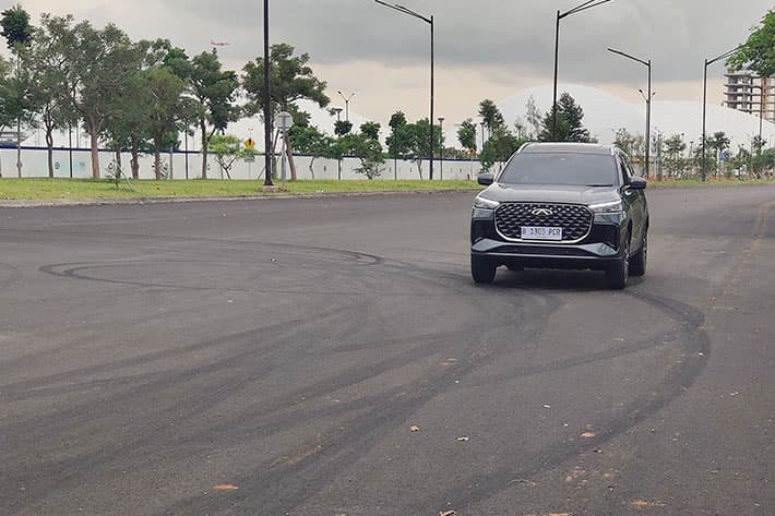 Harga Chery TIGGO 8 CSH