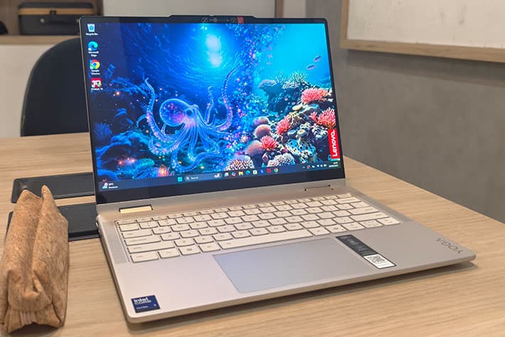 Review Lenovo Yoga 7i 2-in-1 Gen 10 (2025)