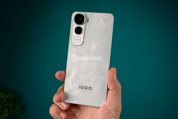 hp iqoo terbaru