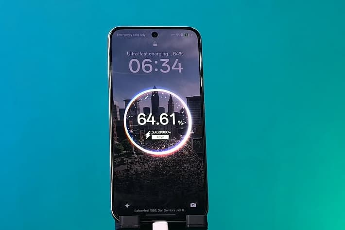 realme 15T 5G, hp mirip iPhone baterai besar