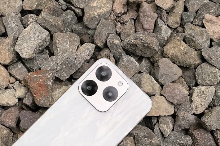realme 15T 5G, hp mirip iphone