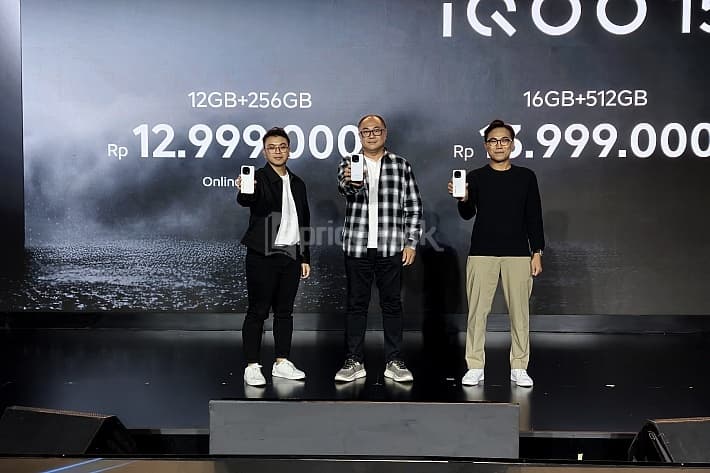 hp iqoo terbaru