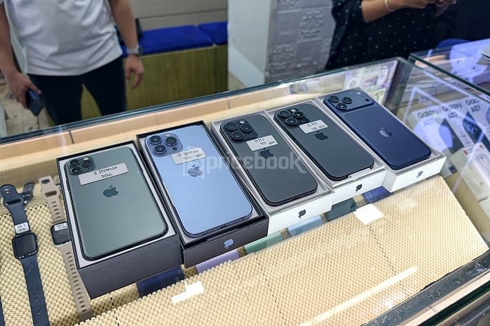 Harga iPhone Second iBox di ITC Kuningan dan Roxy Mas