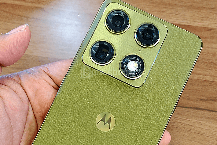 Review Motorola Signature