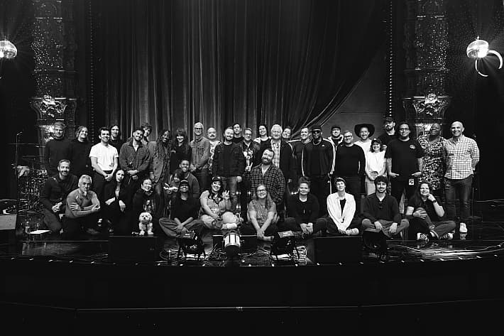 Sennheiser Spectera dipakai Sam Smith, Monitoring Panggung Kini Serasa Kualitas Studio-3
