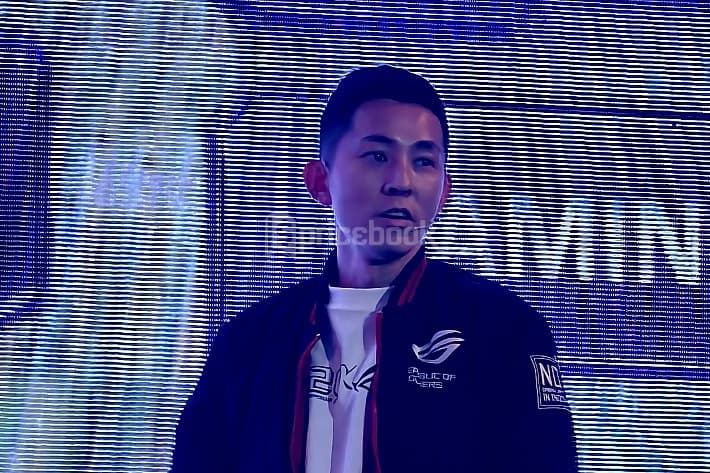 laptop rog terbaru