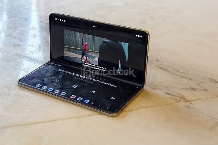 spesifikasi motorola razr fold